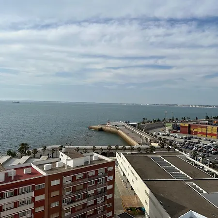 Tres Carabelas * Cadiz