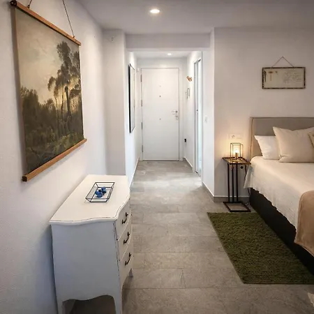 Tres Carabelas Con Wifi Y Netflix Appartamento Cadice